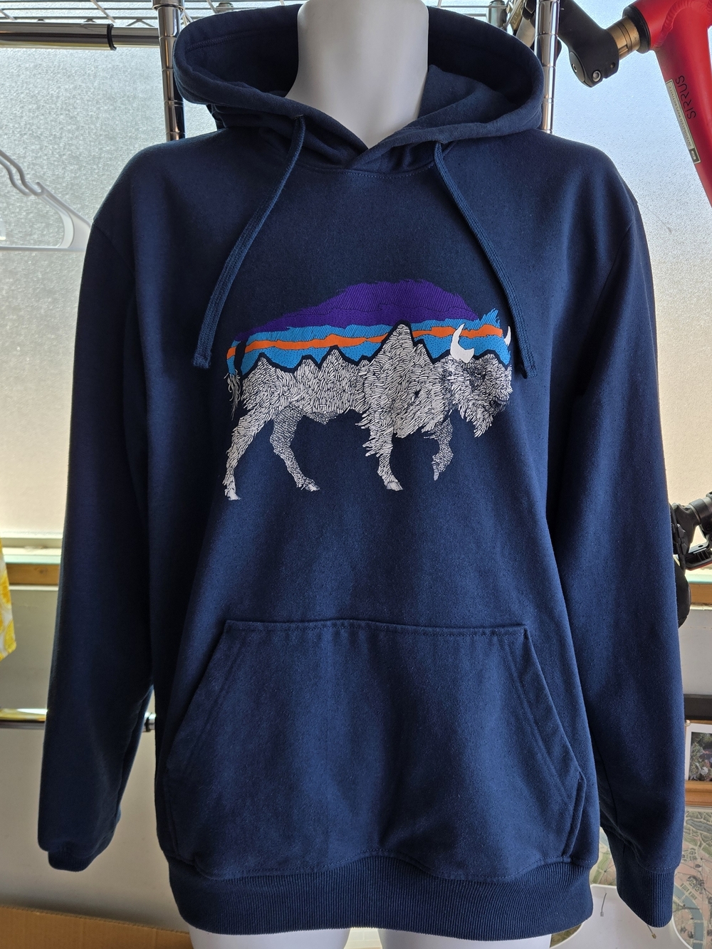 Patagonia Uprisal Hoodie Navy Blue Bison Mountain Graphic Men’s Medium